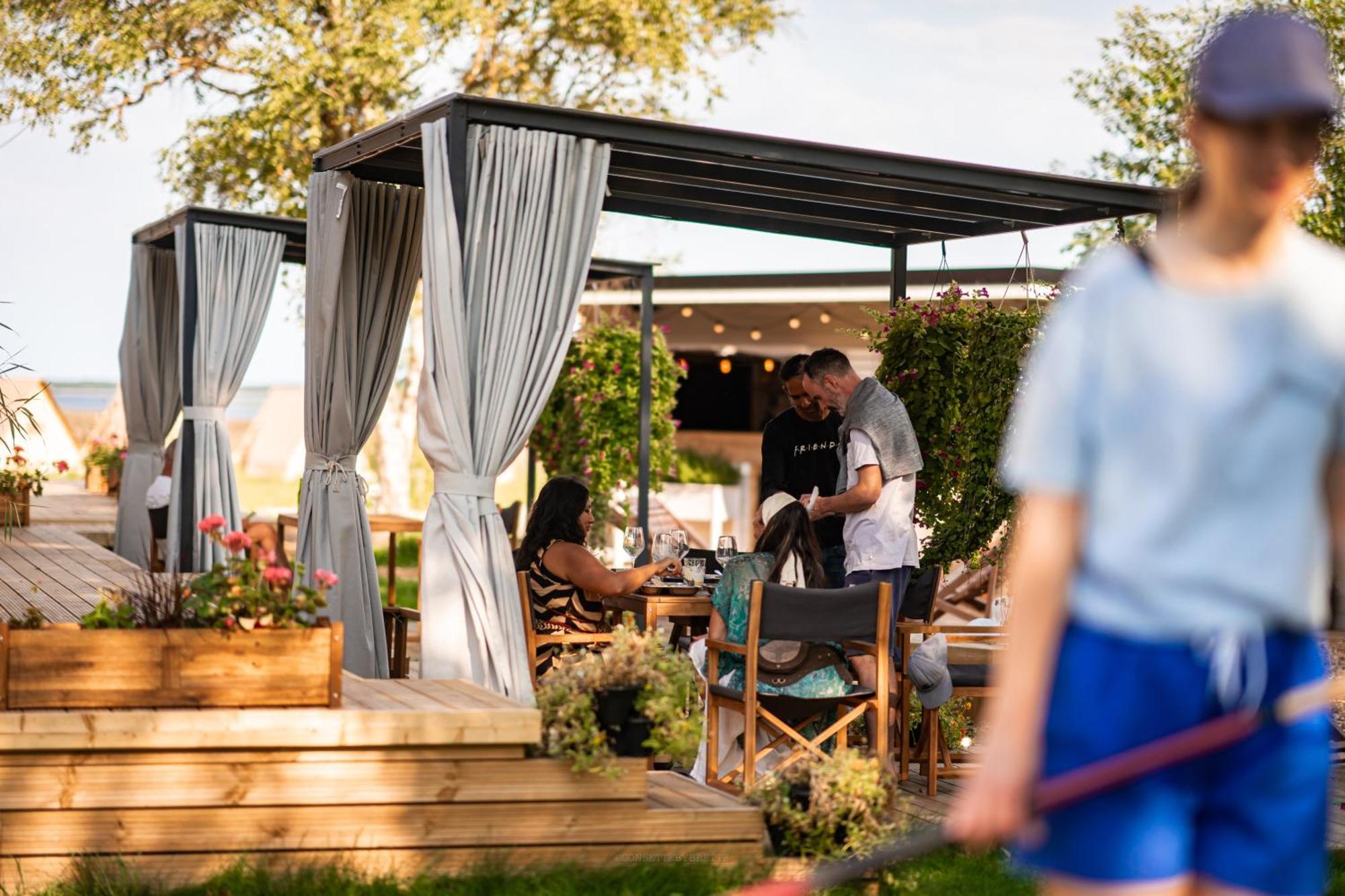 Hotel Mia Glamping Orissaare Zewnętrze zdjęcie